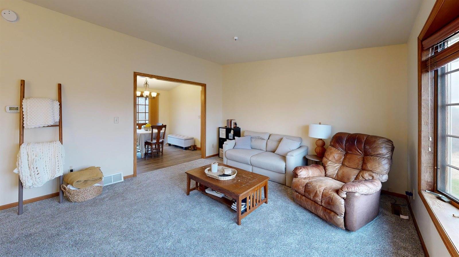 E7911 Green Acres Rd, Viroqua, WI 54665