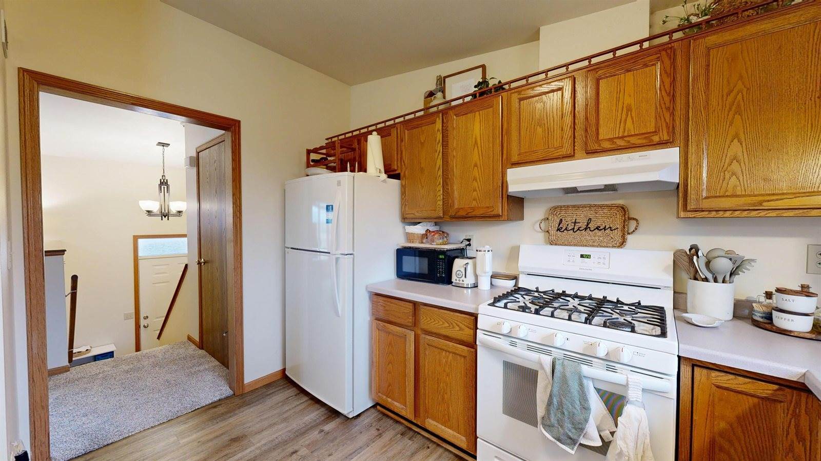 E7911 Green Acres Rd, Viroqua, WI 54665