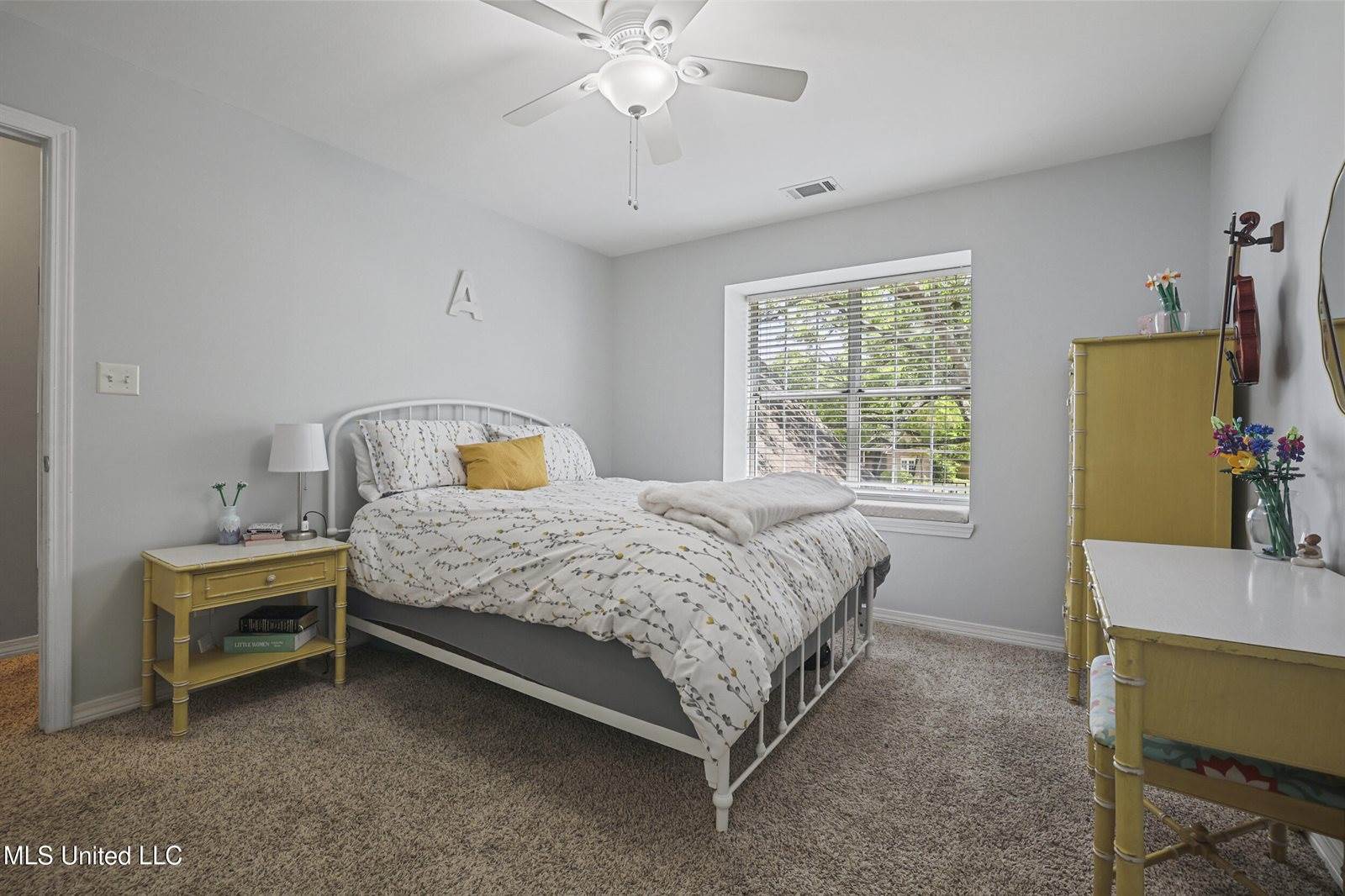 3823 Versailles Court, Ocean Springs, MS 39564
