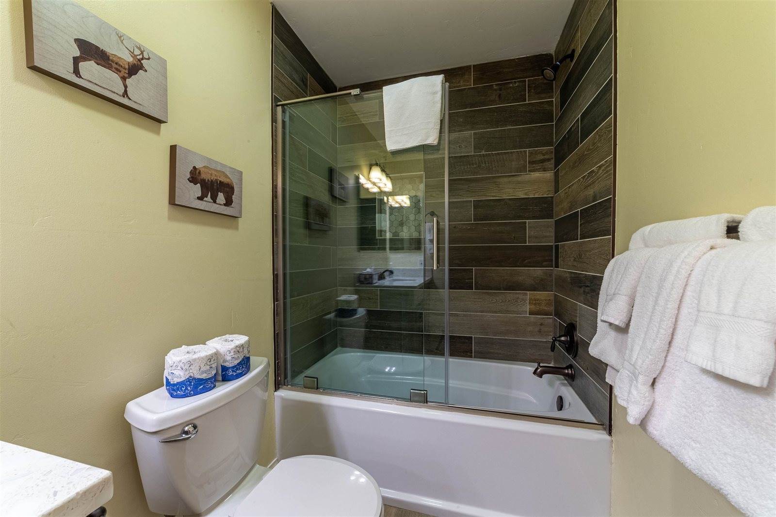 1629 Majestic Pines Drive #30, Mammoth Lakes, CA 93546