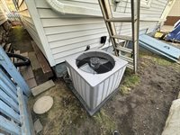 1217 South 10th St, Milwaukee, WI 53204