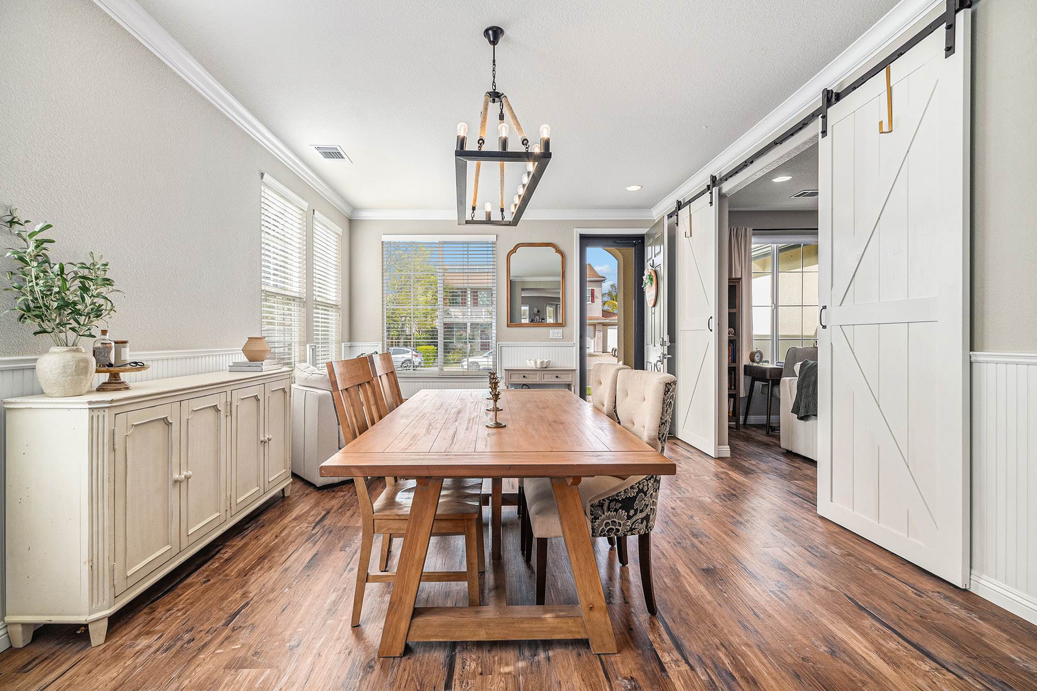 317 Myrtle Ln, Oakley, CA 94561