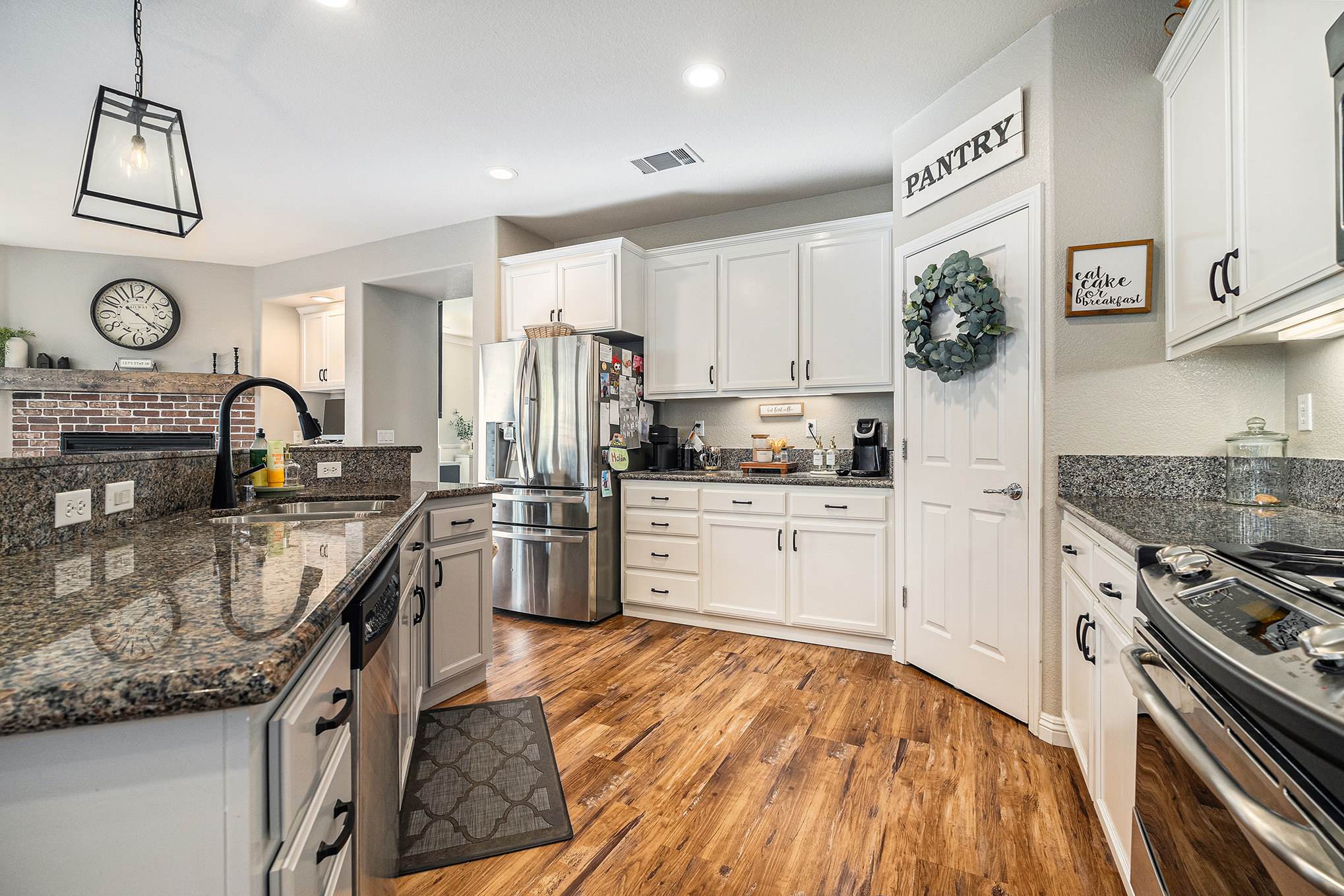 317 Myrtle Ln, Oakley, CA 94561