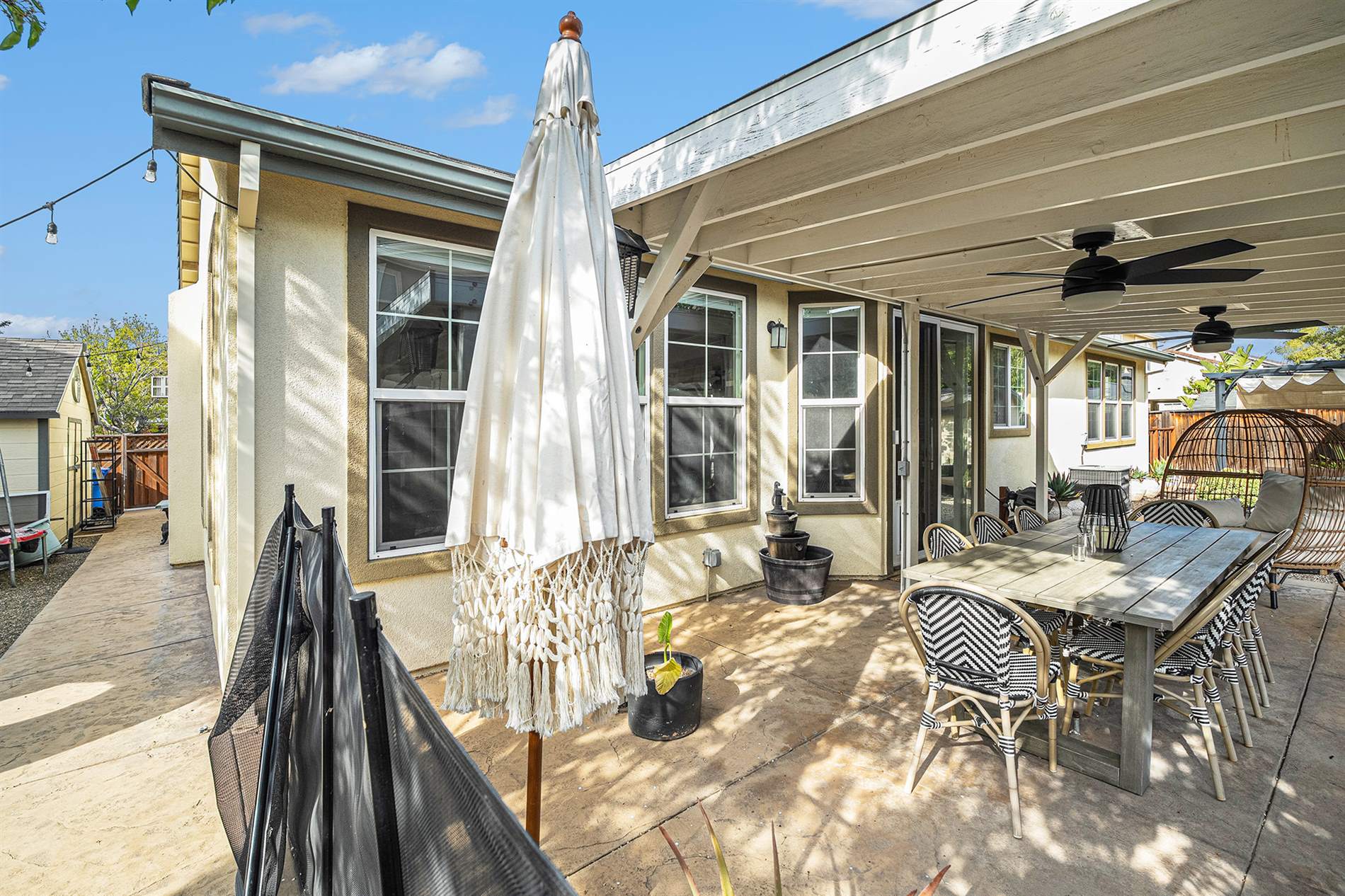 317 Myrtle Ln, Oakley, CA 94561