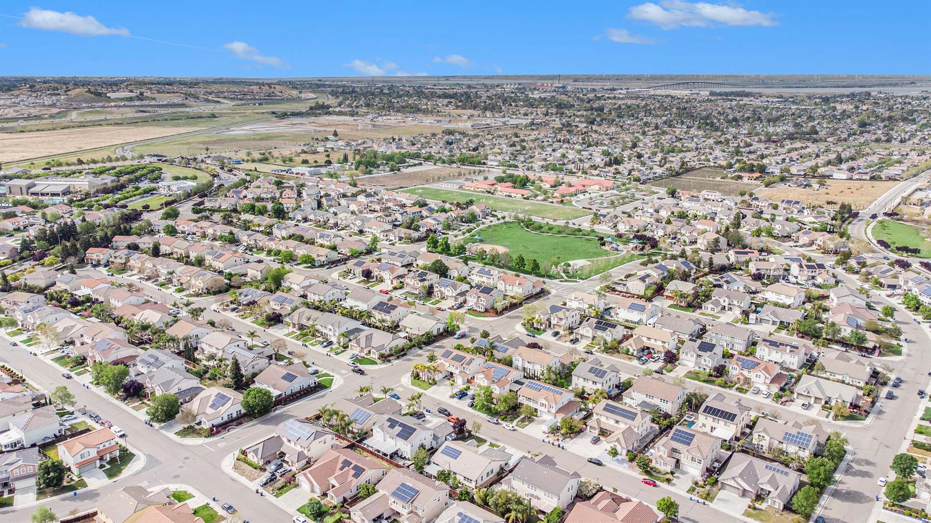 317 Myrtle Ln, Oakley, CA 94561
