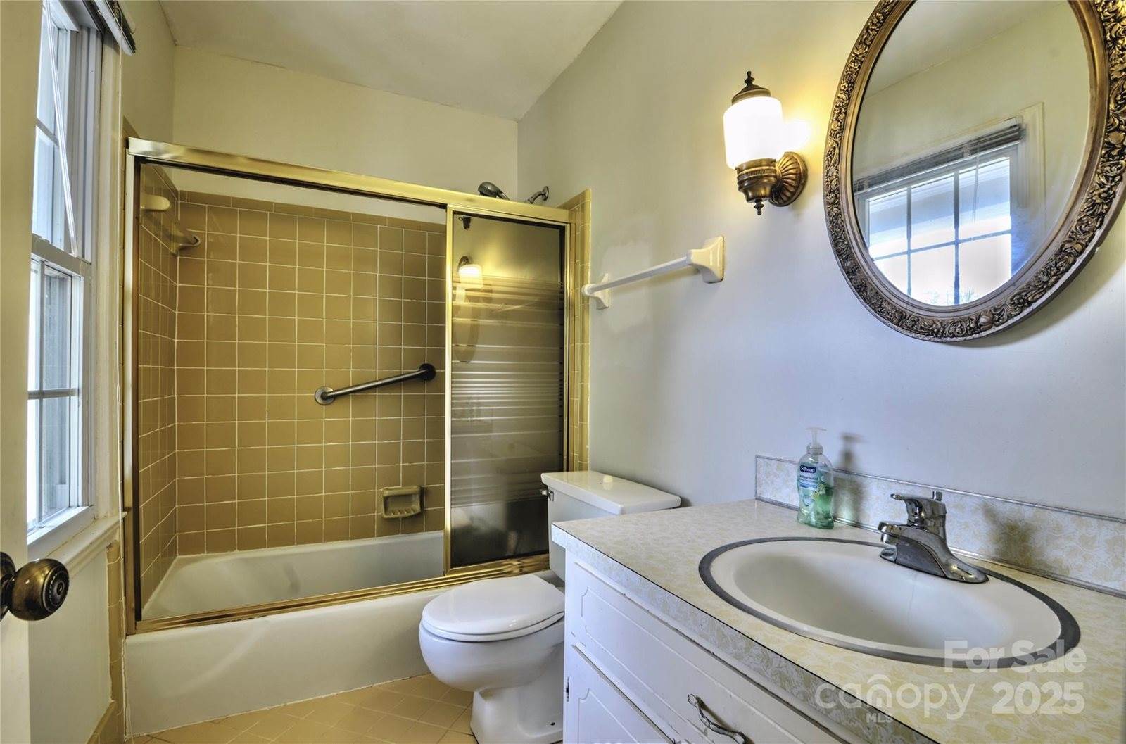 3400 Tracelake Drive, Matthews, NC 28105