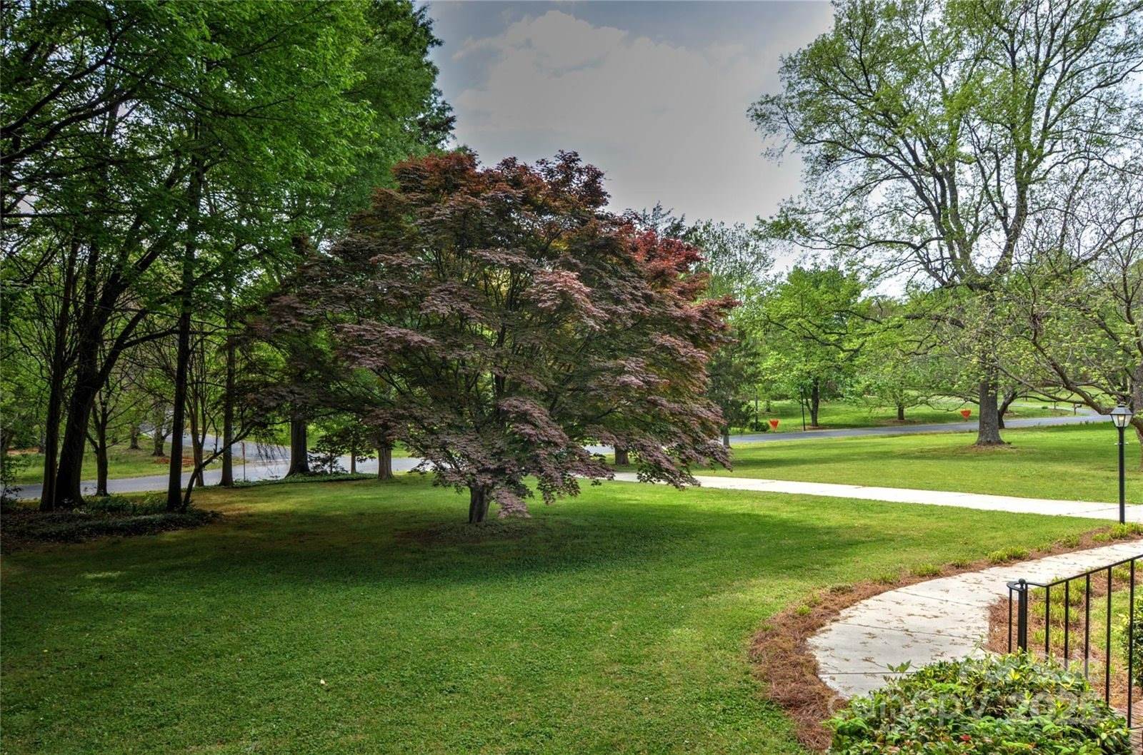 3400 Tracelake Drive, Matthews, NC 28105