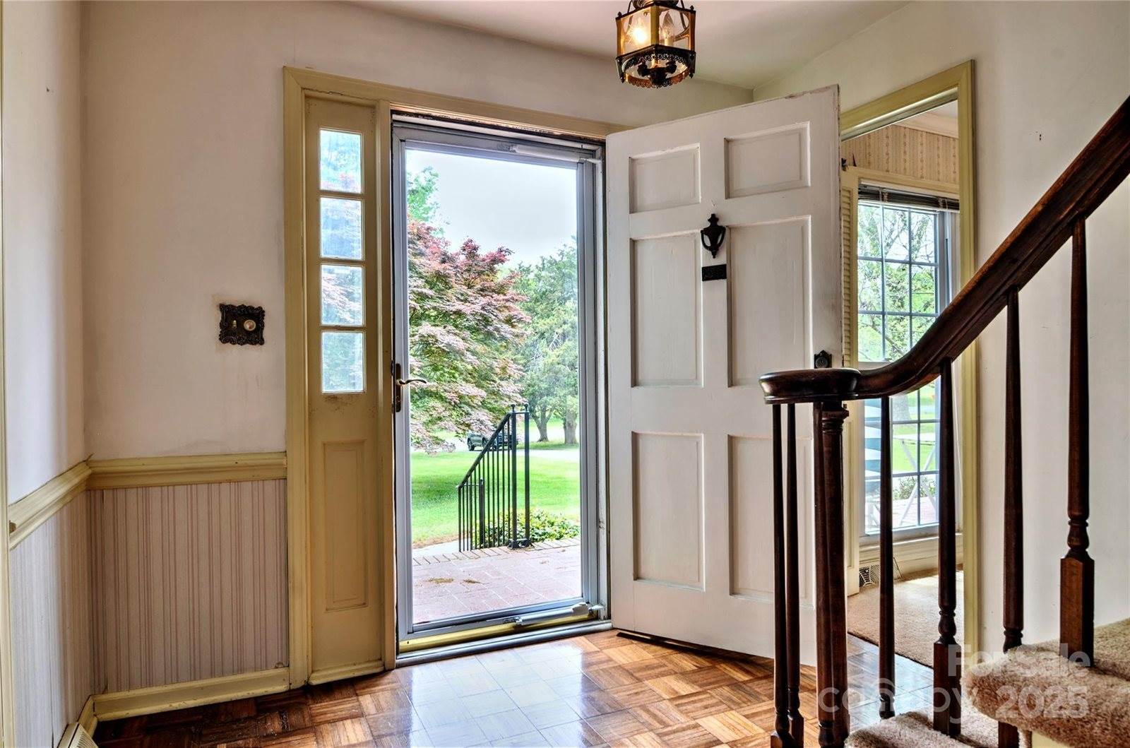 3400 Tracelake Drive, Matthews, NC 28105