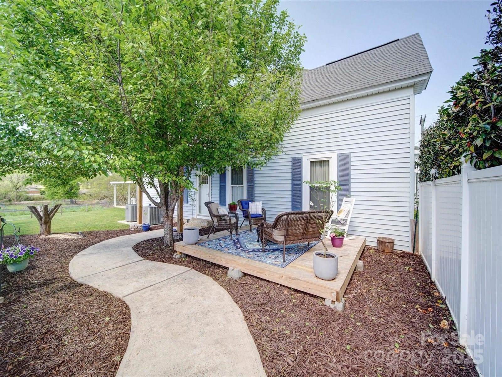 3241 Long Shoals Road, Lincolnton, NC 28092