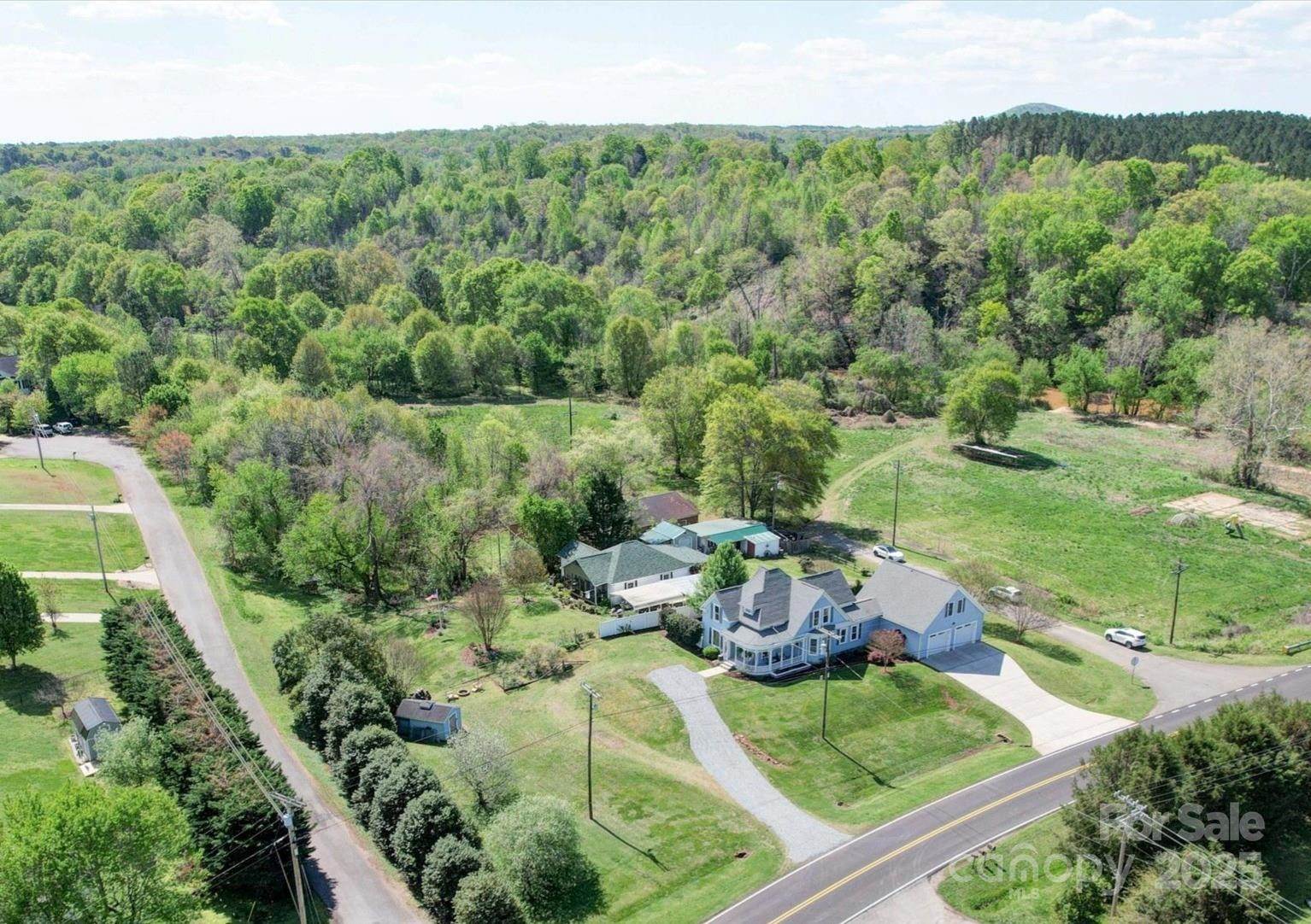 3241 Long Shoals Road, Lincolnton, NC 28092