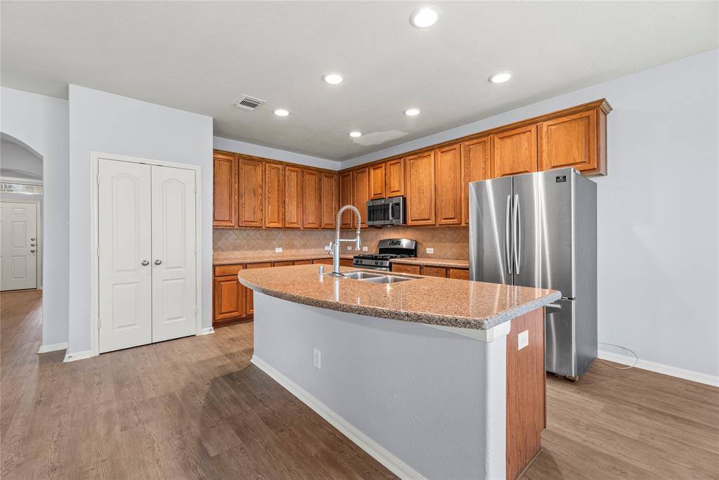 20538 Granger Bluff, Cypress, TX 77433