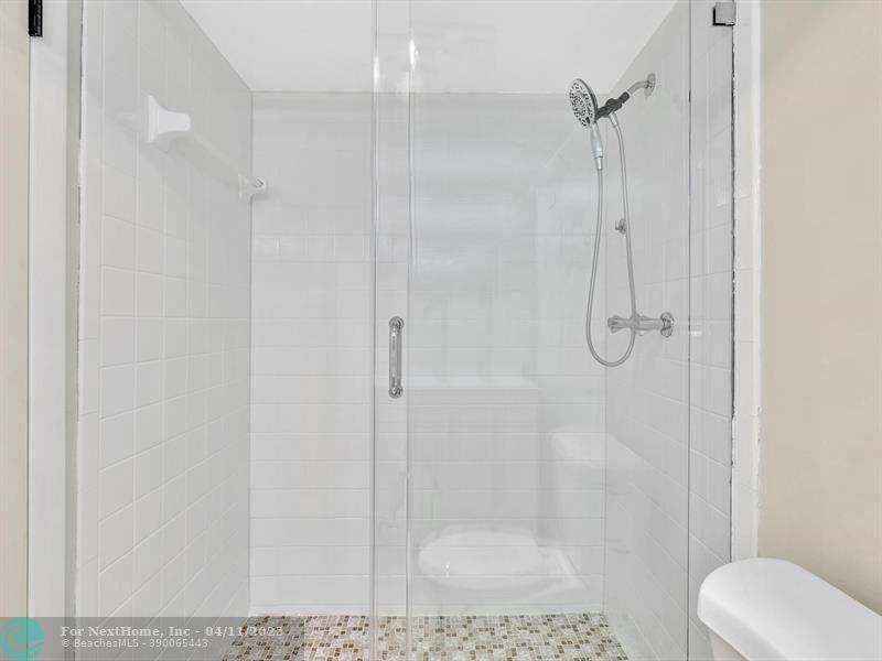 1025 SE 4th Ave, #102, Dania Beach, FL 33004