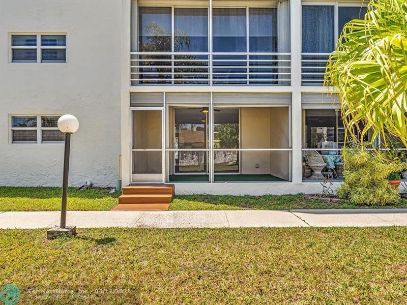 1025 SE 4th Ave, #102, Dania Beach, FL 33004
