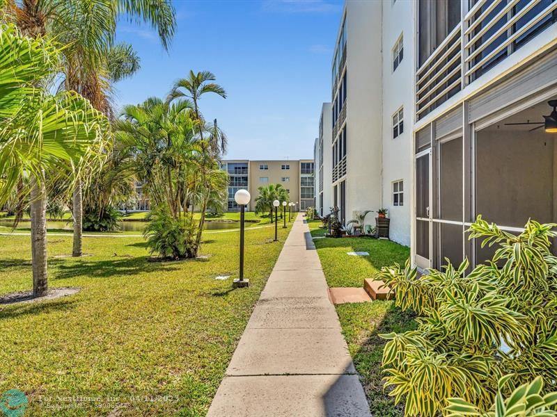 1025 SE 4th Ave, #102, Dania Beach, FL 33004