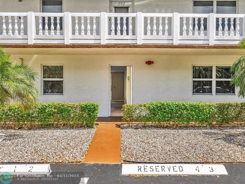 1025 SE 4th Ave, #102, Dania Beach, FL 33004