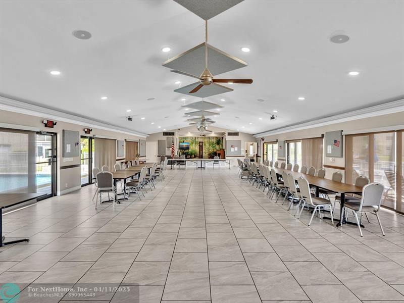 1025 SE 4th Ave, #102, Dania Beach, FL 33004