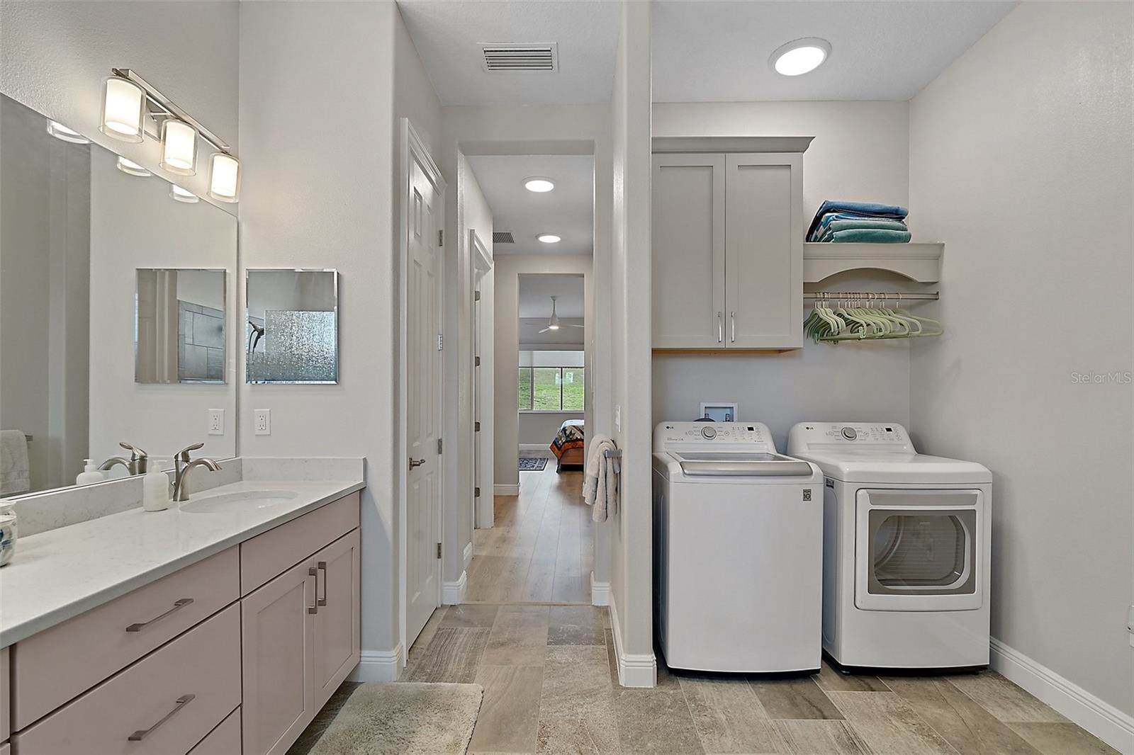 5195 Greens Drive, Lady Lake, FL 32159