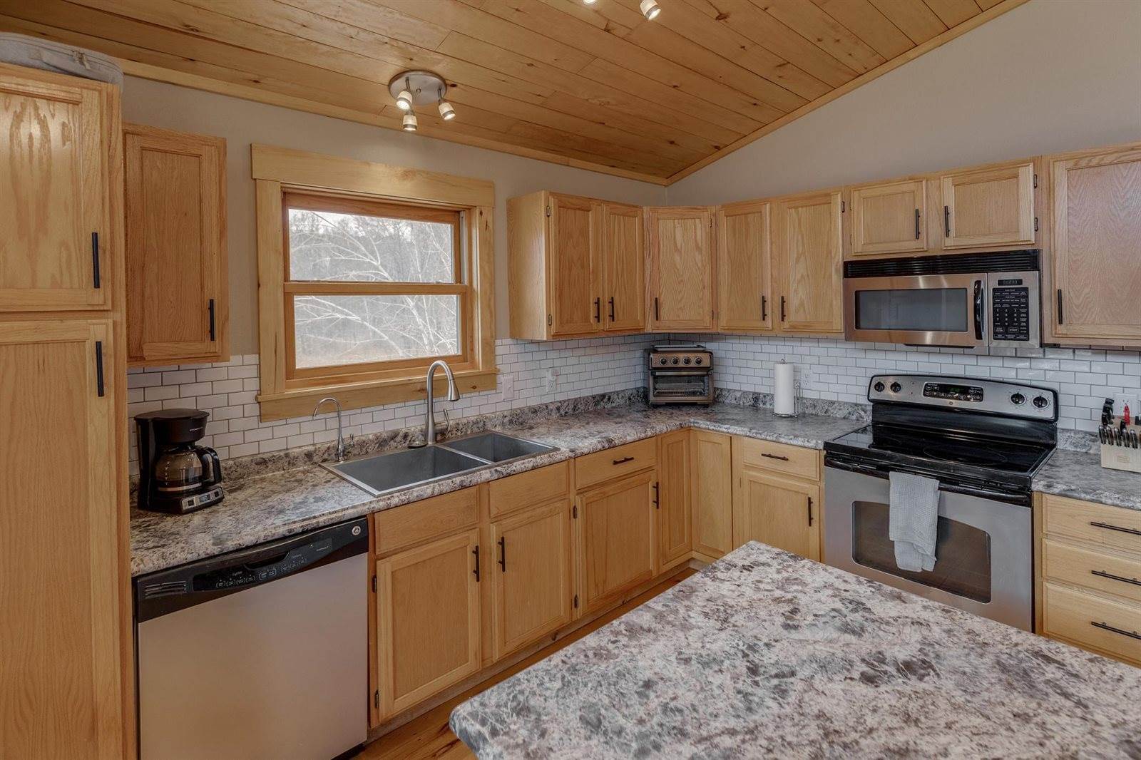 8667 Pine Circle, Breezy Point, MN 56472