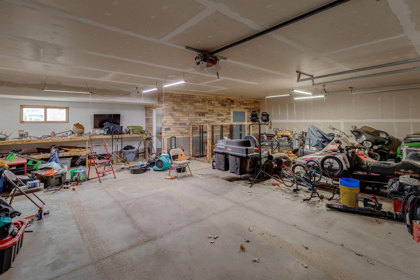 8667 Pine Circle, Breezy Point, MN 56472