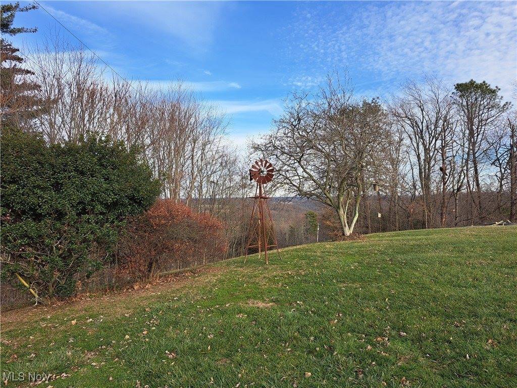 2781 Bloomfield Road, Cambridge, OH 43725