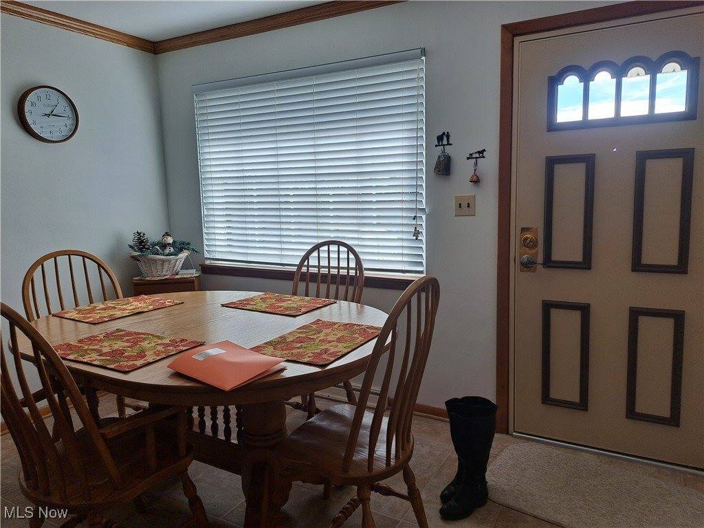2781 Bloomfield Road, Cambridge, OH 43725