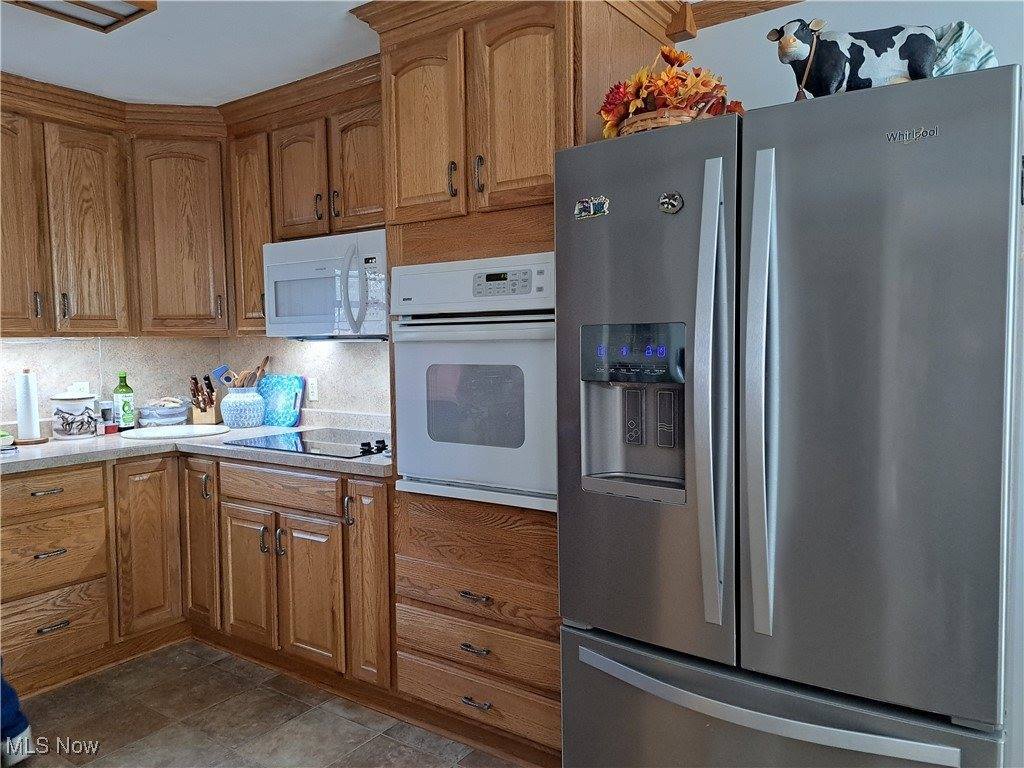 2781 Bloomfield Road, Cambridge, OH 43725