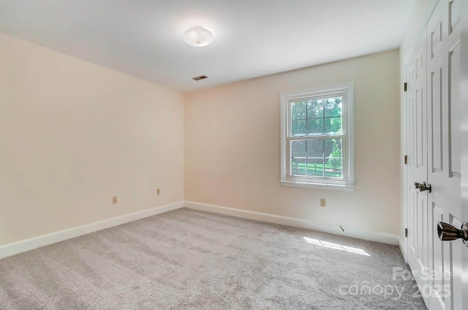 2221 Hamilton Mill Road, Charlotte, NC 28270