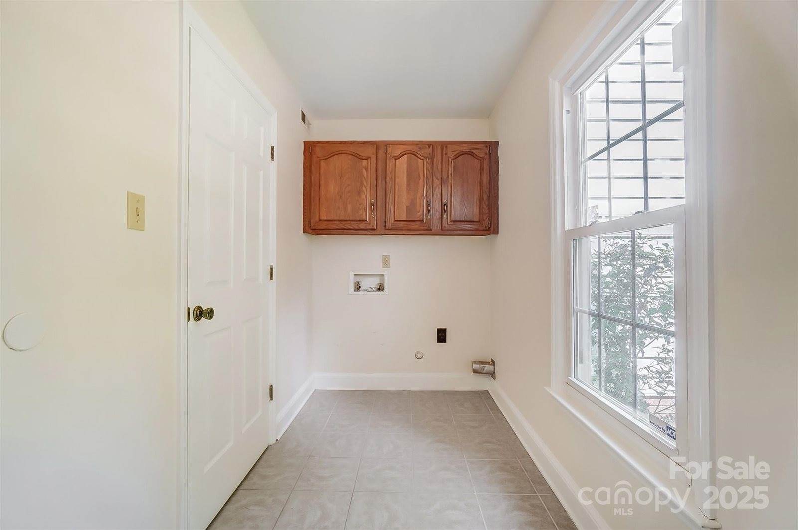 2221 Hamilton Mill Road, Charlotte, NC 28270