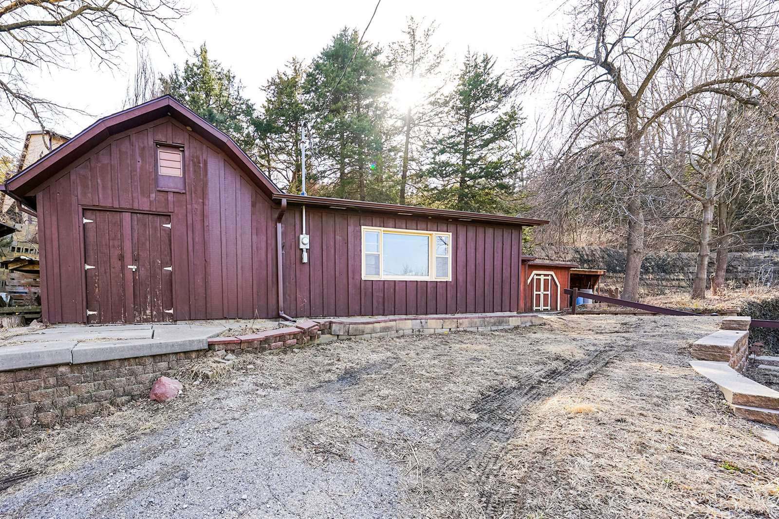 113 Powells Lane, Crescent, IA 51526