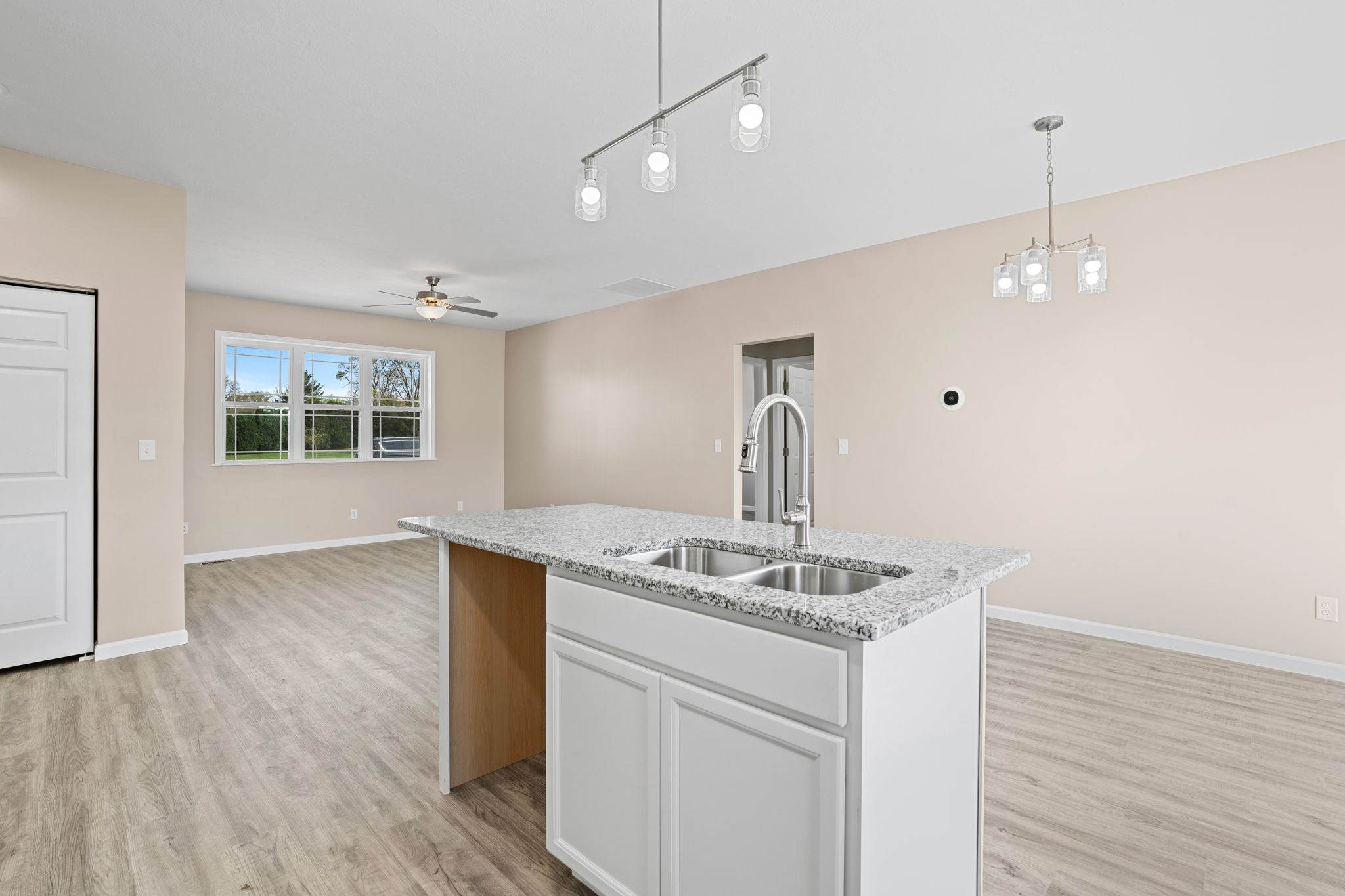 1108 Ewing, Clinton, IN 47842