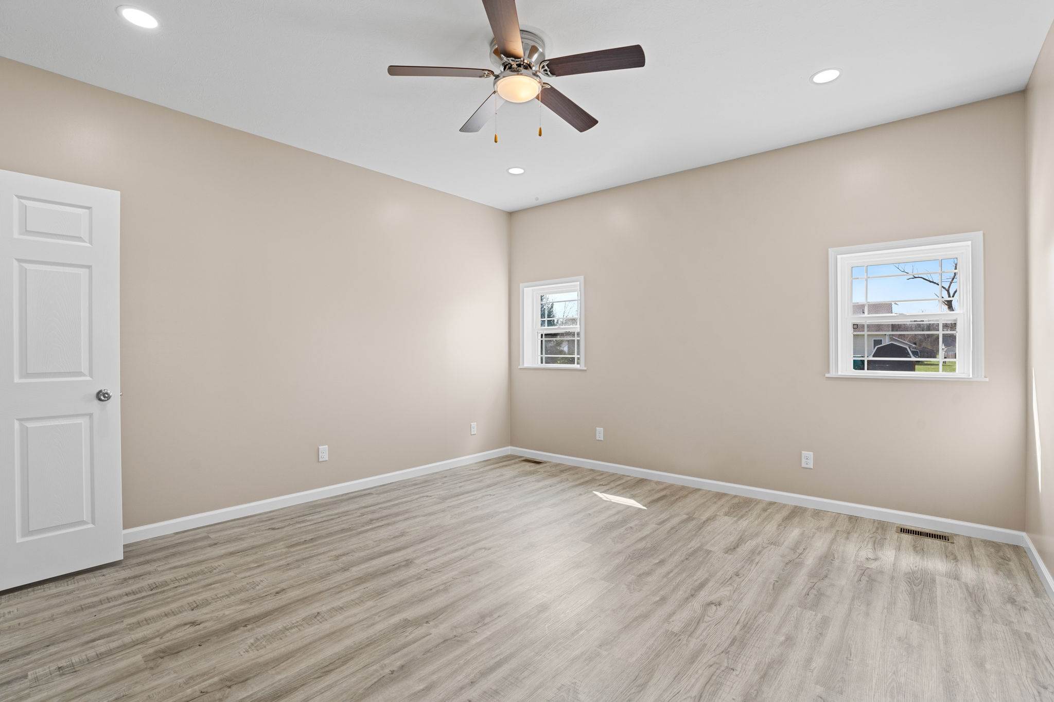 1108 Ewing, Clinton, IN 47842