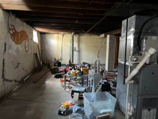 2212 SW Clay ST, Topeka, KS 66611