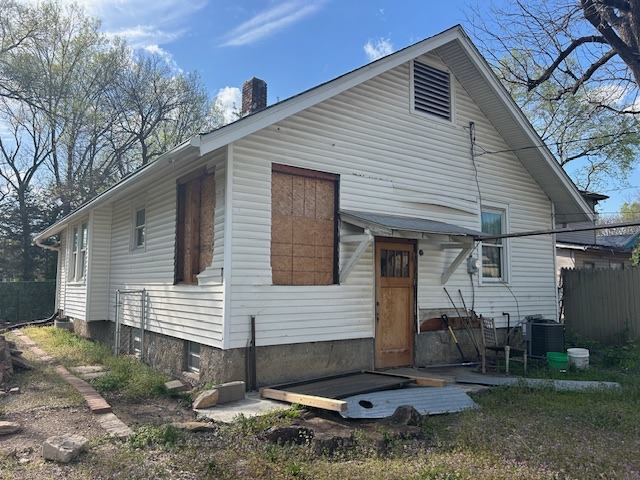 2212 SW Clay ST, Topeka, KS 66611