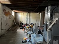 2212 SW Clay ST, Topeka, KS 66611