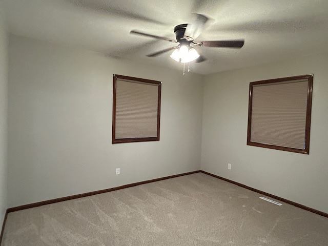 2405 SE Gemini AVE, Topeka, KS 66605