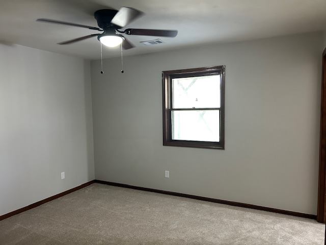 2405 SE Gemini AVE, Topeka, KS 66605