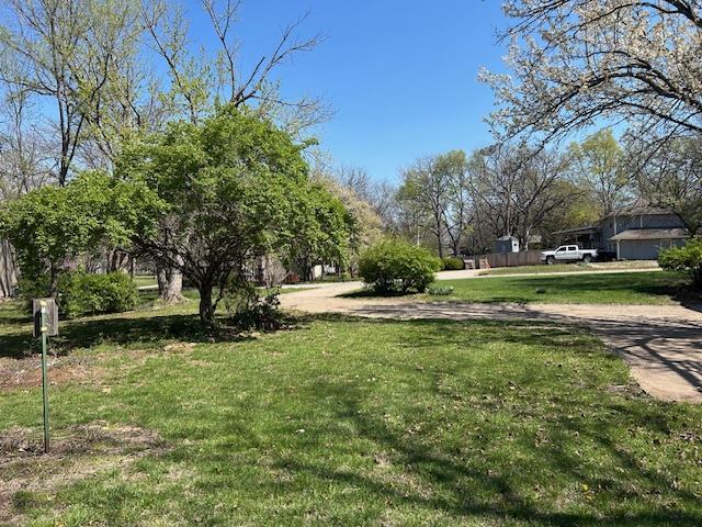 2405 SE Gemini AVE, Topeka, KS 66605