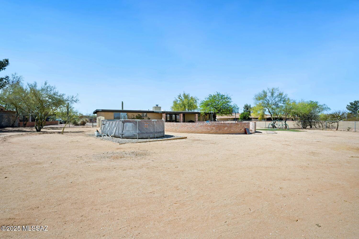 718 West Placita De La Poza, Tucson, AZ 85704