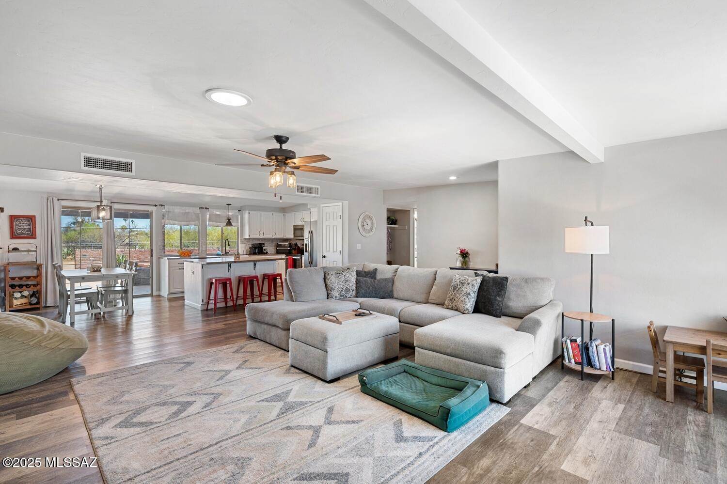 718 West Placita De La Poza, Tucson, AZ 85704