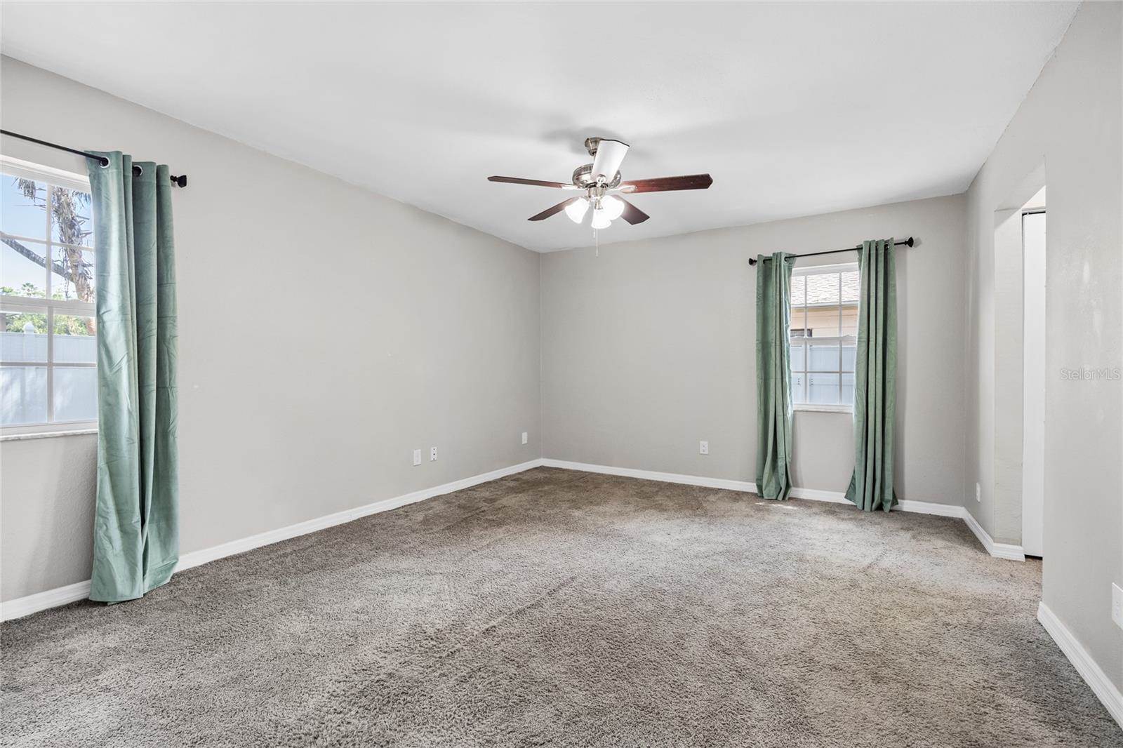 4527 24TH Avenue South, Saint Petersburg, FL 33711