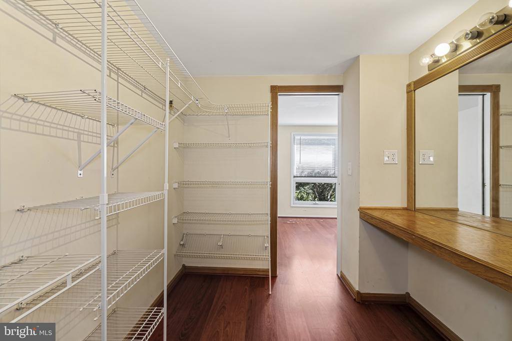 558 West Court, Glen Burnie, MD 21061