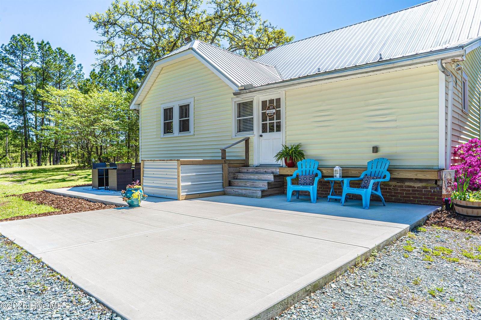 1768 Airport Road, Whispering Pines, NC 28327