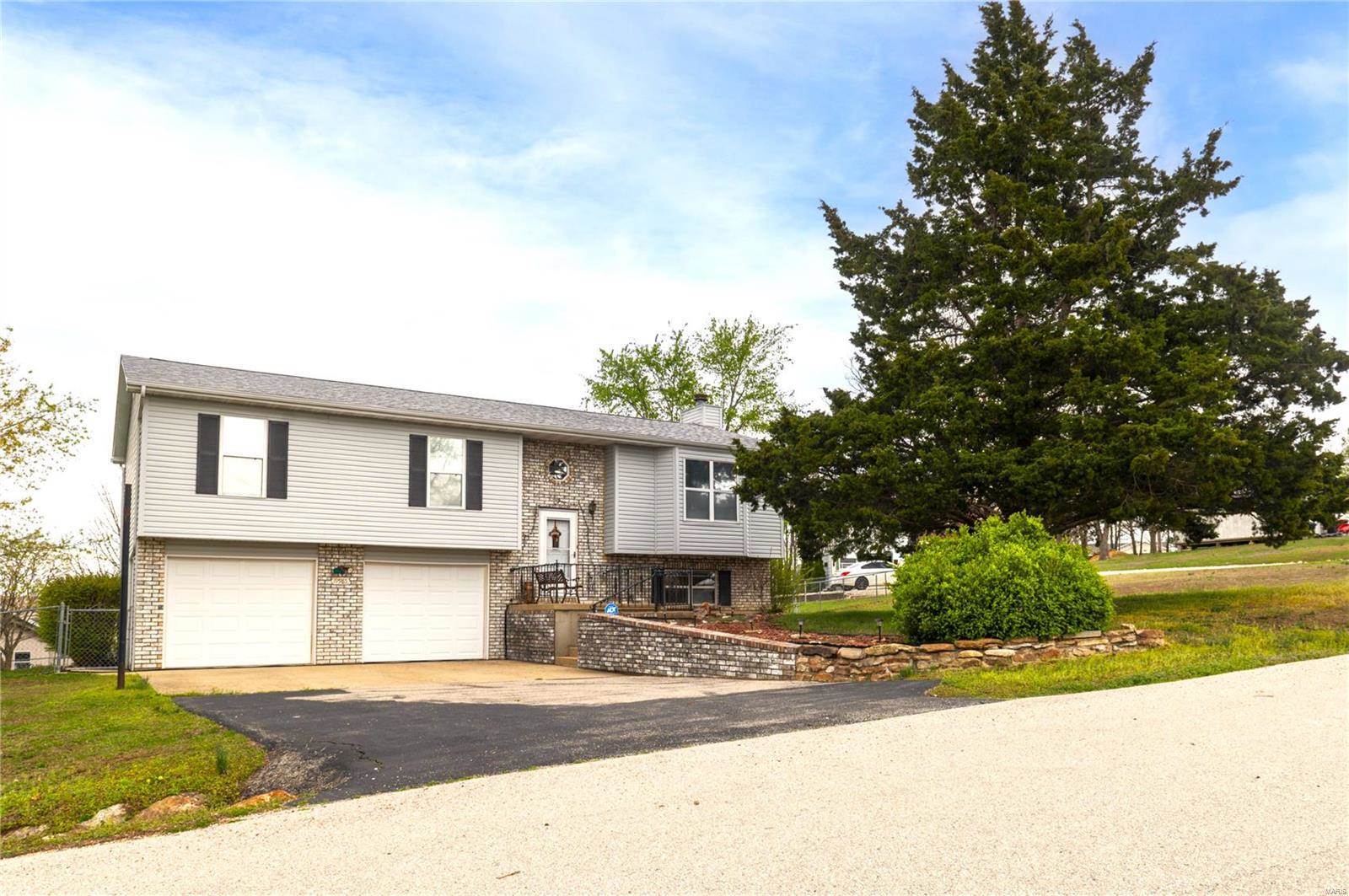 19985 Simmons Road, Waynesville, MO 65583