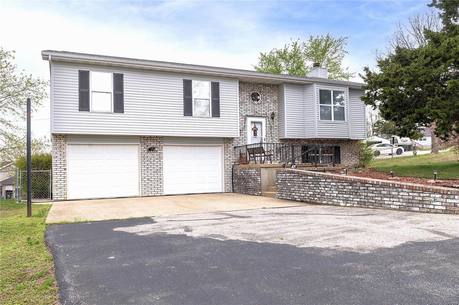 19985 Simmons Road, Waynesville, MO 65583