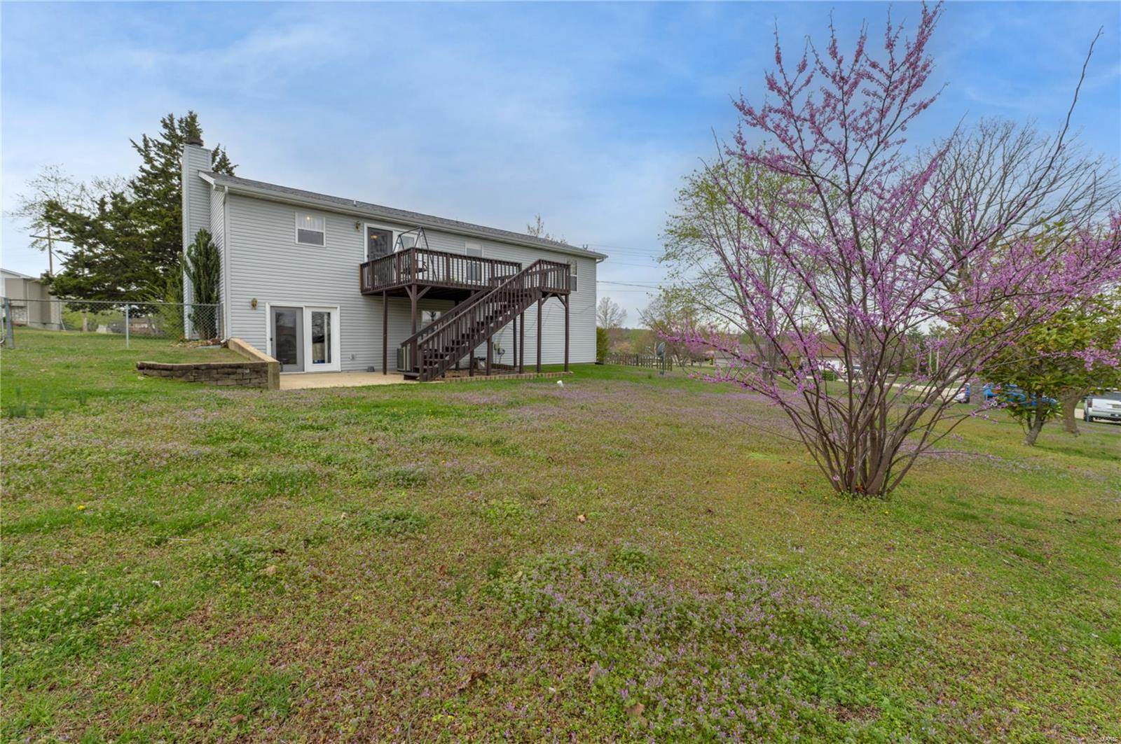 19985 Simmons Road, Waynesville, MO 65583