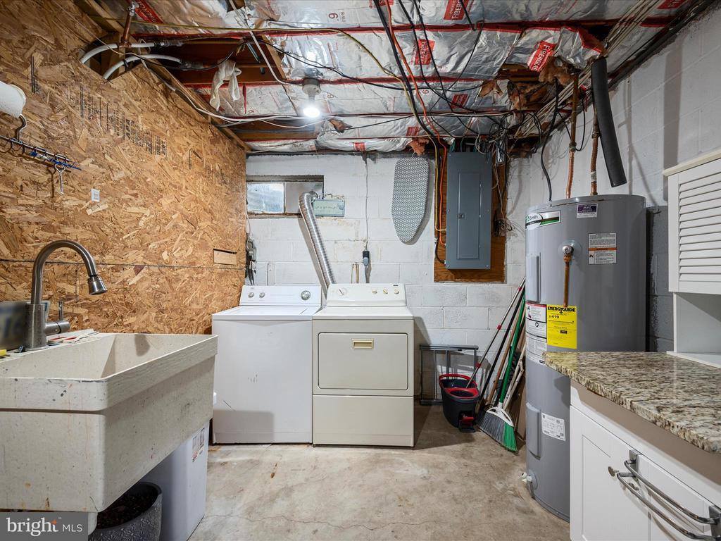 502 Viscose Avenue, Front Royal, VA 22630