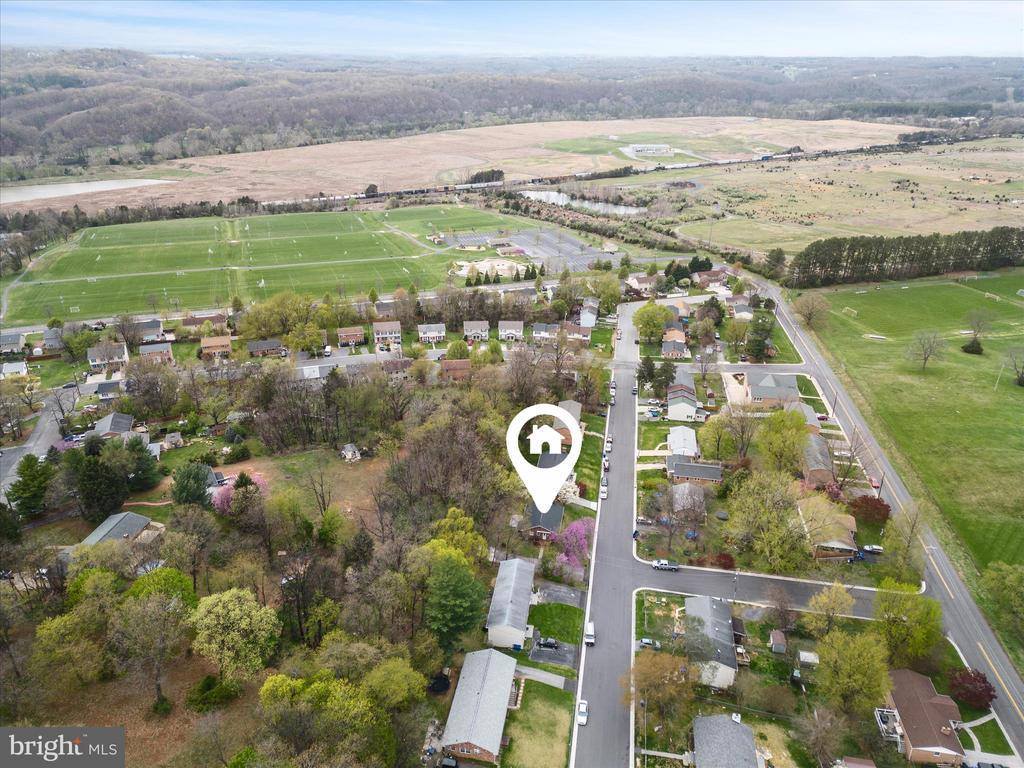 502 Viscose Avenue, Front Royal, VA 22630