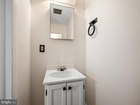 502 Viscose Avenue, Front Royal, VA 22630