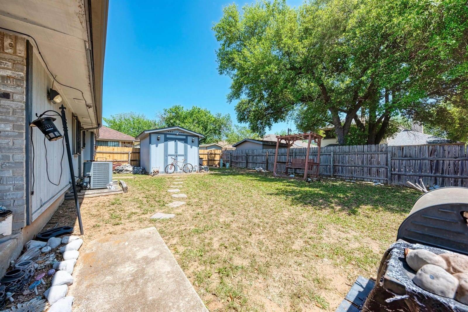4201 Sojourner St, Austin, TX 78725