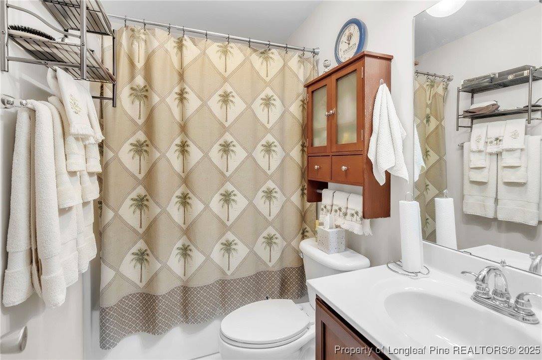 183 Harlon Court, Raeford, NC 28376